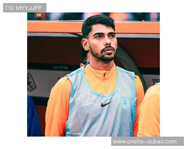 马德鲁加以12689米领跑第27轮跑动榜海牛外援紧随其后争夺前列 马德鲁加以12689米领跑第27轮跑动榜海牛外援紧随其后争夺前列