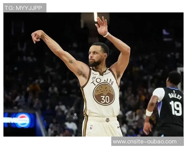 四人得分20展现团队篮球魅力库里期待继续打出精彩表现 四人得分20展现团队篮球魅力库里期待继续打出精彩表现