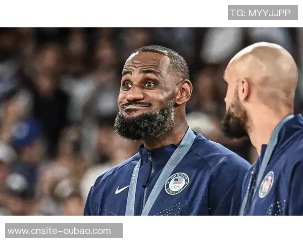 詹姆斯助力八村频频攻筐展现默契配合引发球迷热议 詹姆斯助力八村频频攻筐展现默契配合引发球迷热议