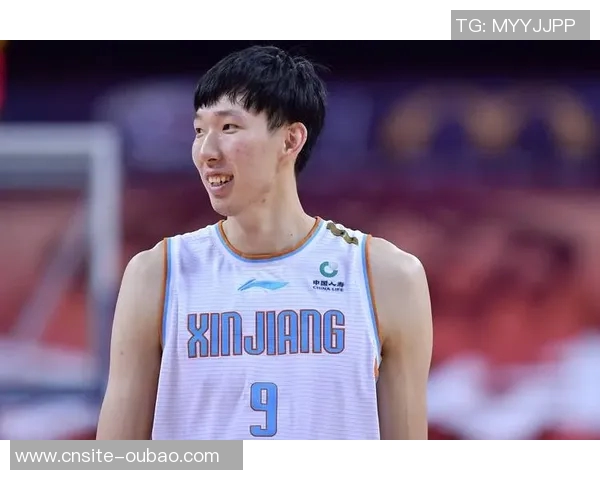 周琦表现惊艳豪华两双助力球队赢得比赛展现超强统治力